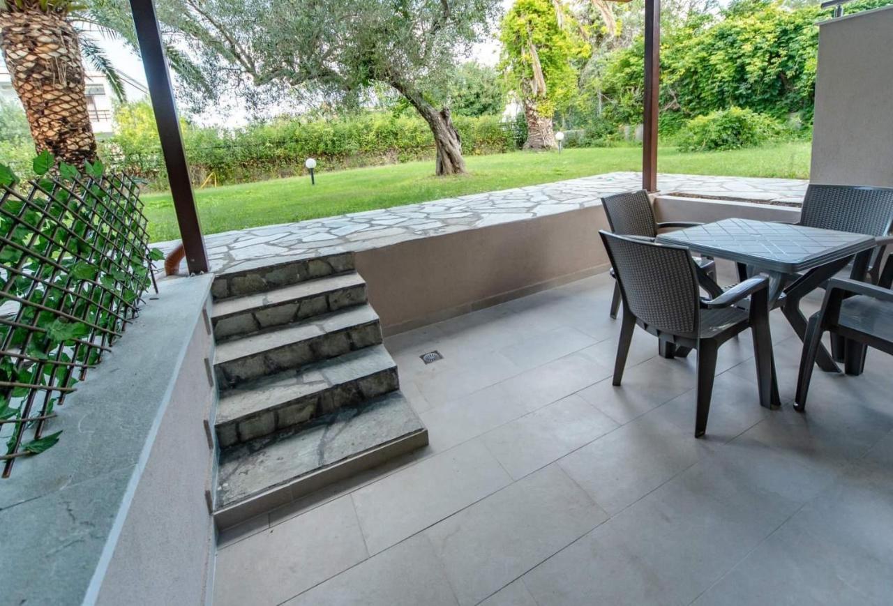 חניוטי Villa Diamantis Apartments מראה חיצוני תמונה
