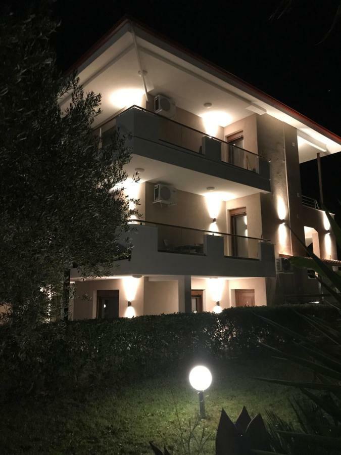 חניוטי Villa Diamantis Apartments מראה חיצוני תמונה